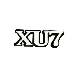 آرم خودرو مدل XU7رنگ نقره ای
